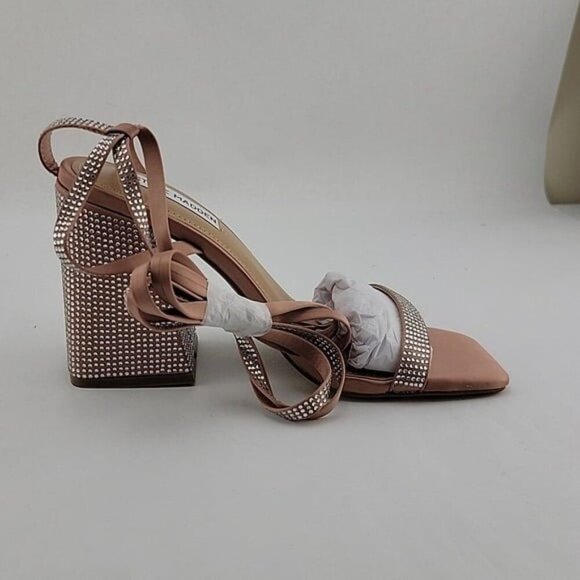 New Steve Madden Meaningful Blush Sparkle Stappy Heel - Picture 3 of 12